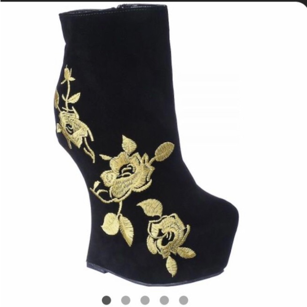 Shiekh Booties Size 7 Black and Gold Rose embroidery